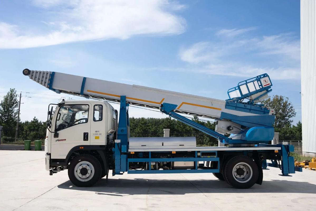 沭阳县云梯上料车租赁费用